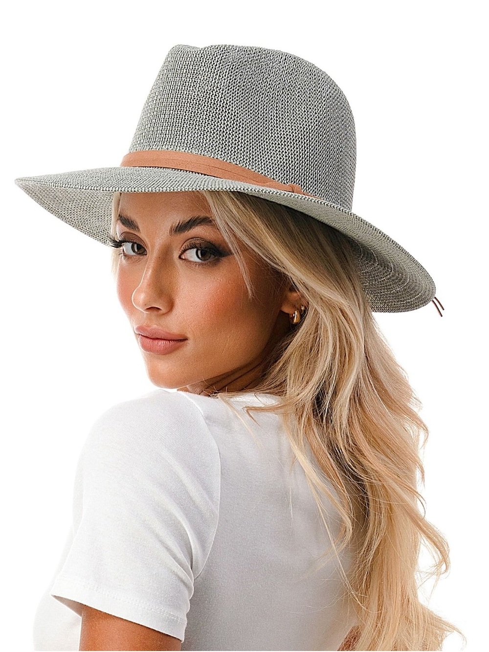 Marcus Adler Kyla Hat!